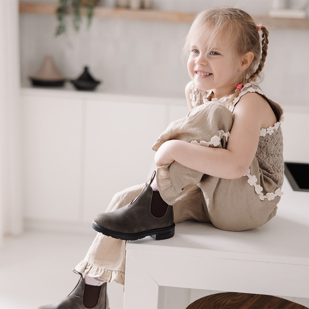 #565 Kids boots